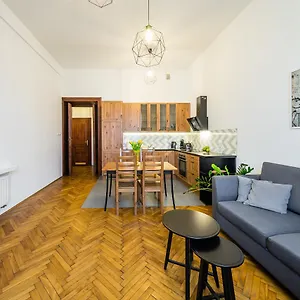 Zacisze Wawelofts Apartment